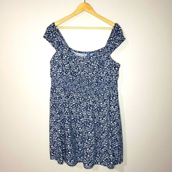 Old Navy XLarge Blue White Floral Print Cap Sleeve Empire Waist Scoop Neck Top - Picture 1 of 7